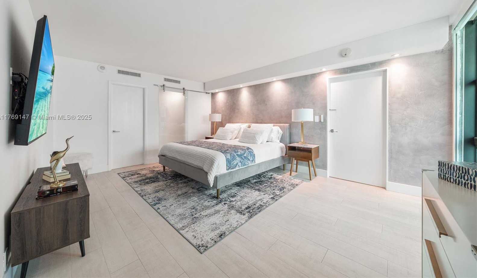 Small Image of 1111 CRANDON BLVD #A1105, Key Biscayne Number 15