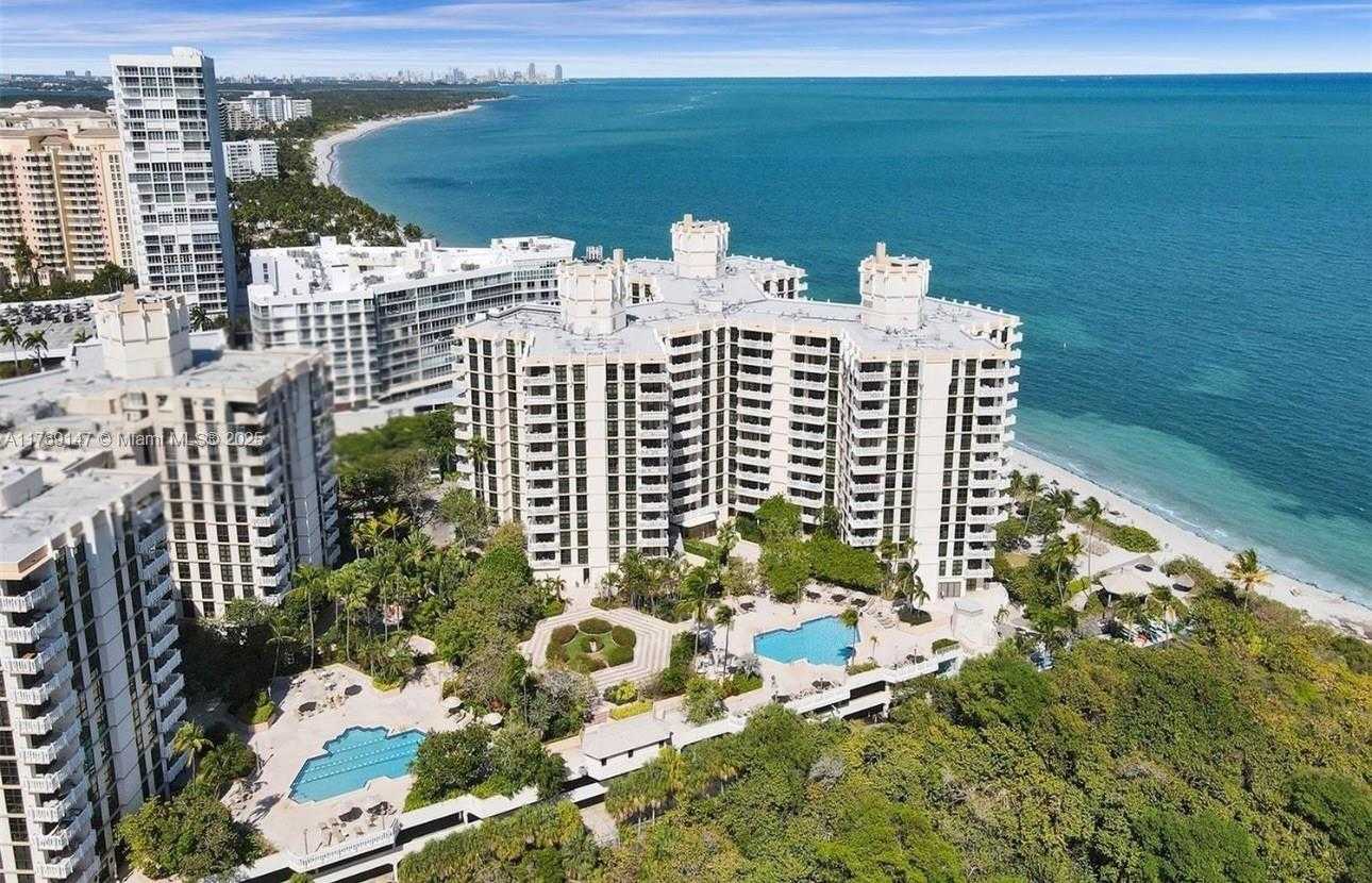 Small Image of 1111 CRANDON BLVD #A1105, Key Biscayne Number 26