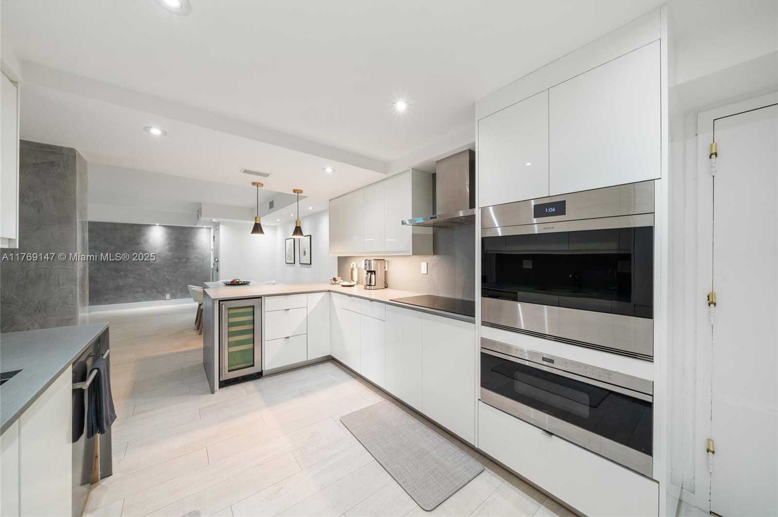 Small Image of 1111 CRANDON BLVD #A1105, Key Biscayne Number 8