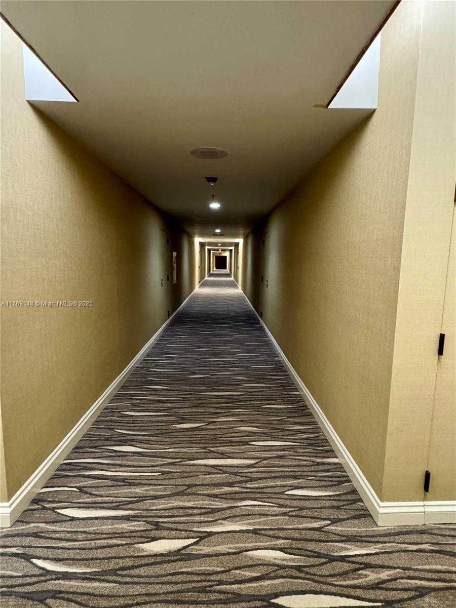 Small Image of 201 CRANDON BLVD #630, Key Biscayne Number 14