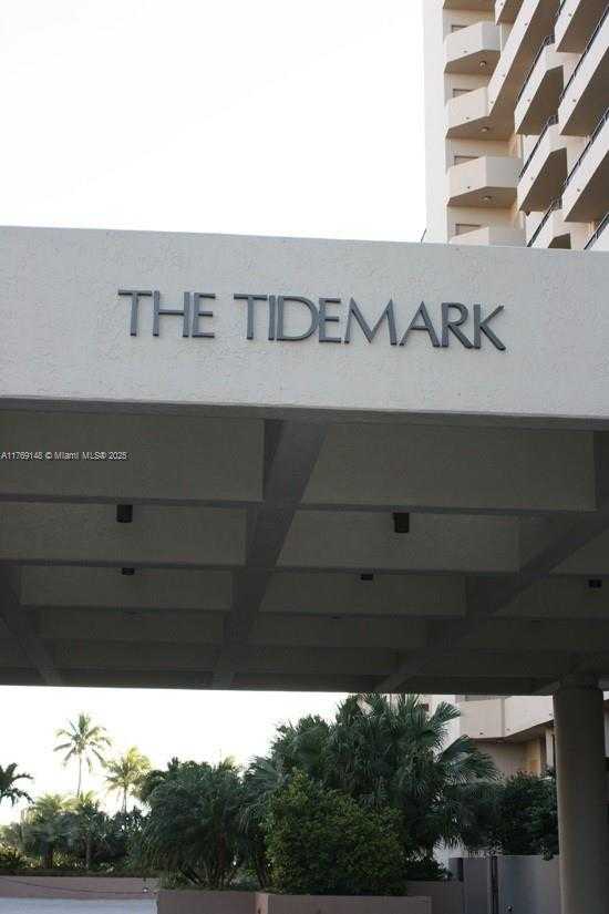 Small Image of 201 CRANDON BLVD #630, Key Biscayne Number 3
