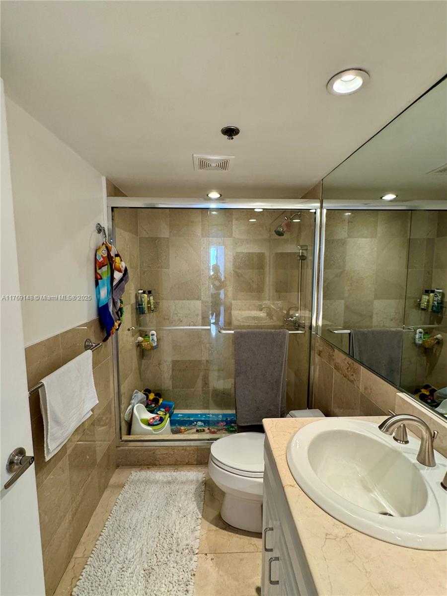 Small Image of 201 CRANDON BLVD #630, Key Biscayne Number 34