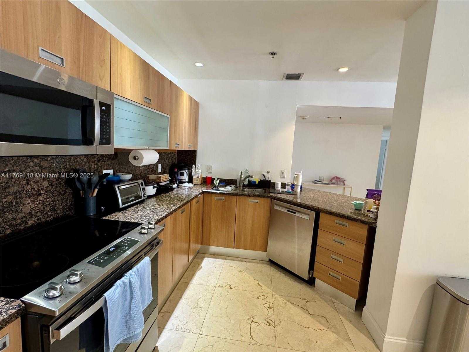 Small Image of 201 CRANDON BLVD #630, Key Biscayne Number 36