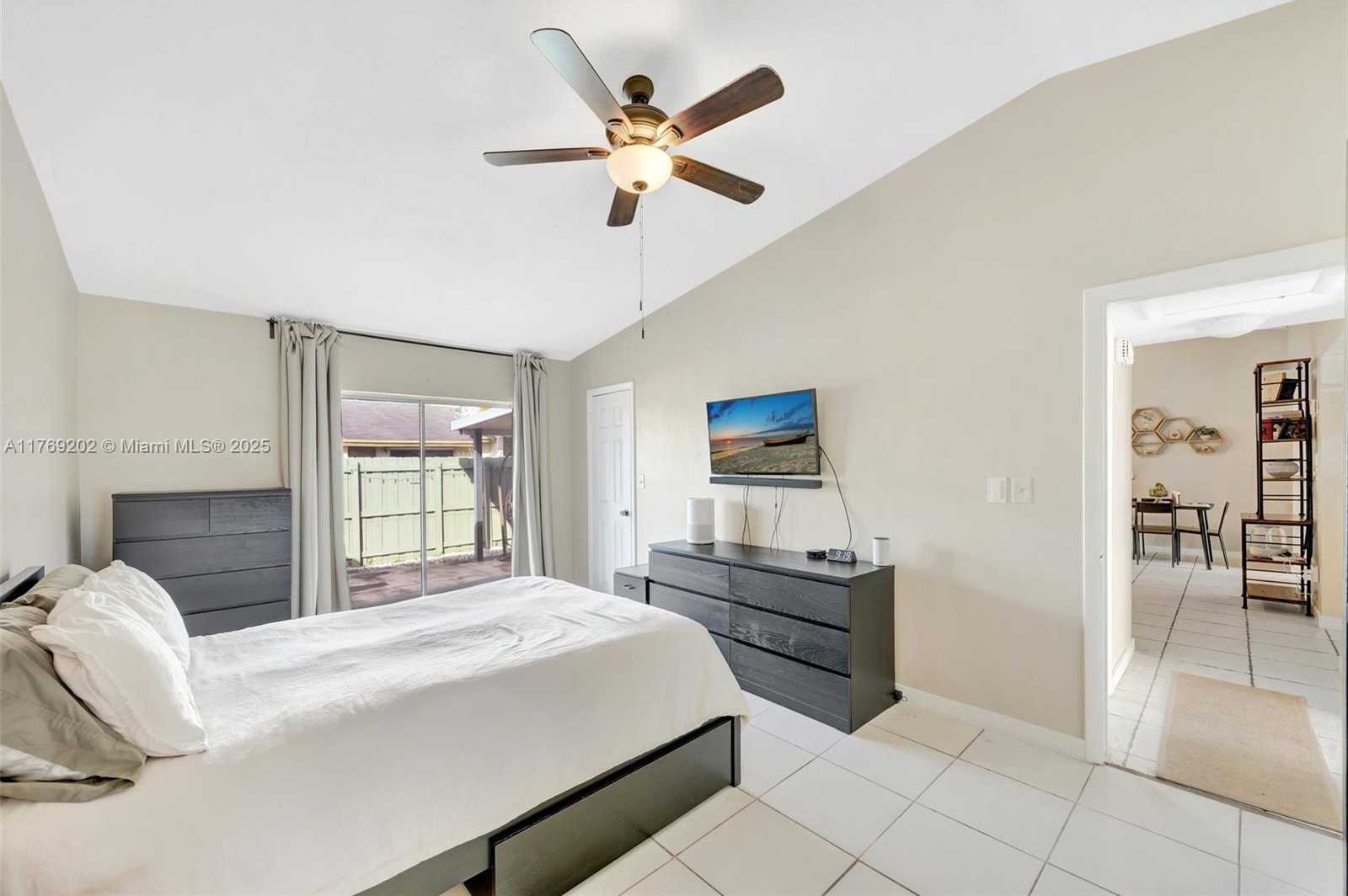 Small Image of 11214 SOUTH WEST 125TH CT #11214, Miami Number 14
