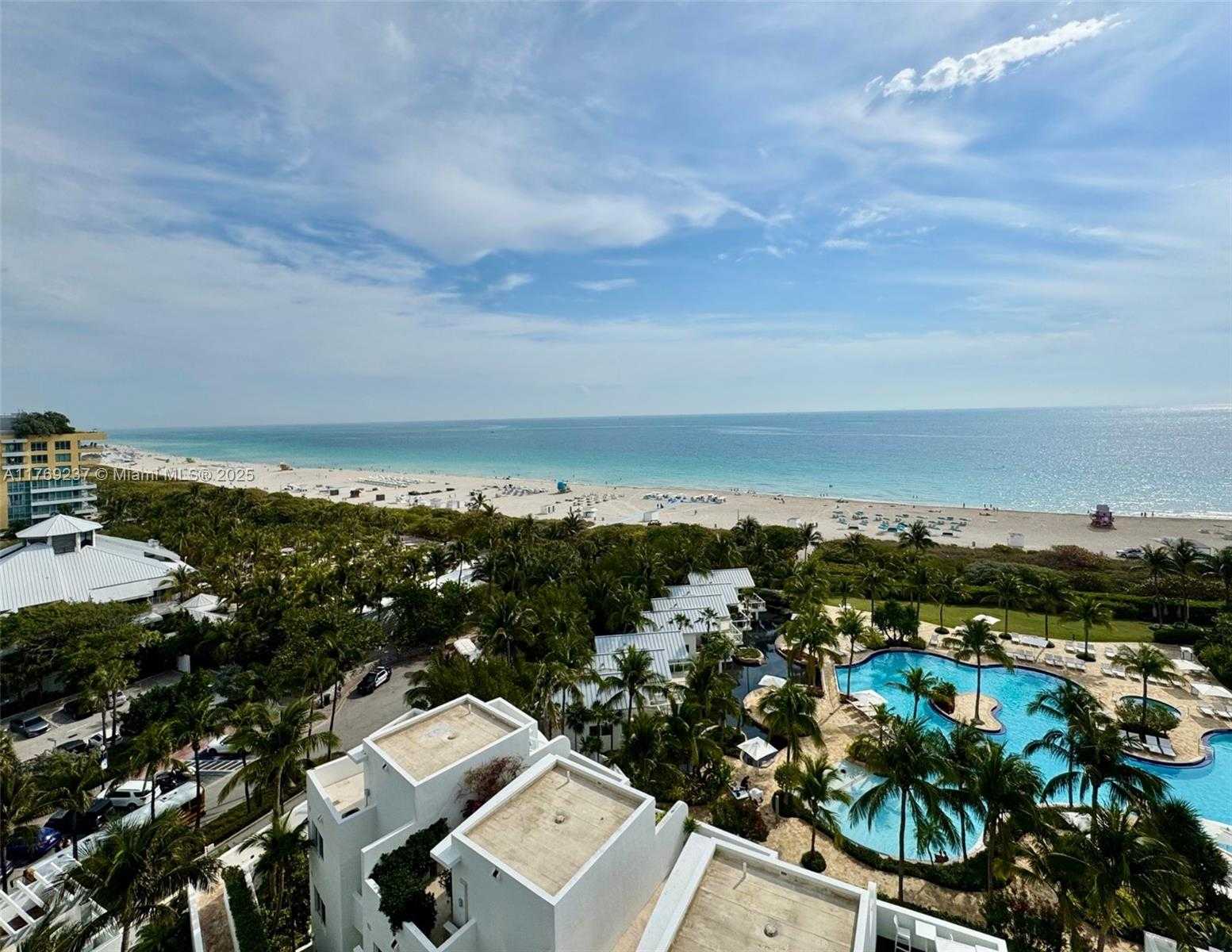 Small Image of 50 SOUTH POINTE DR #1201/08, Miami Beach Number 9