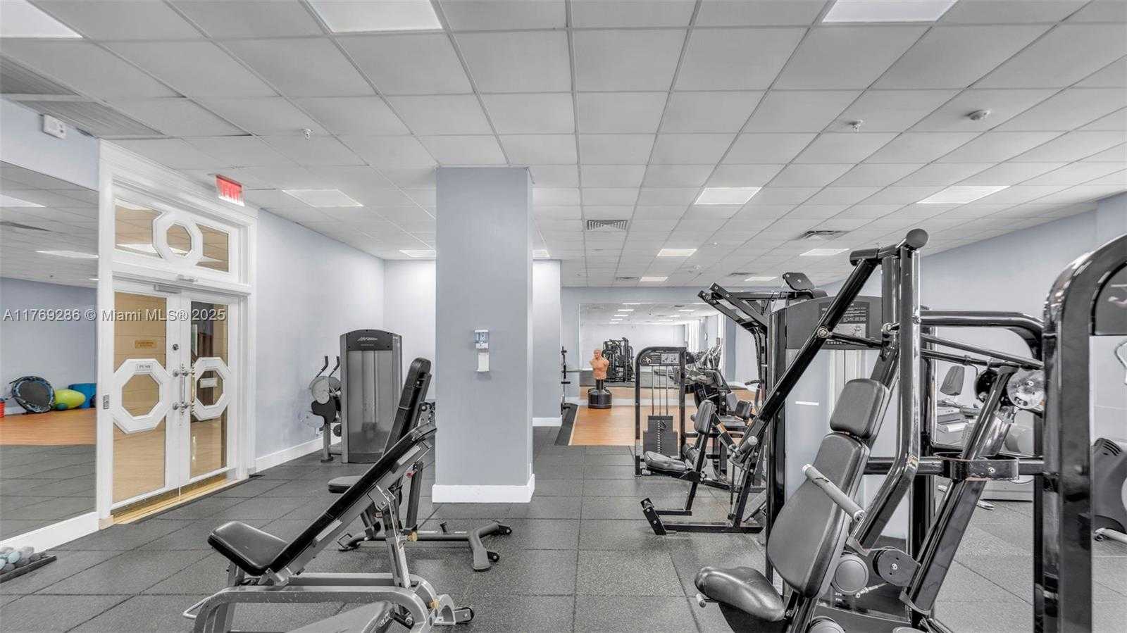 Small Image of 2030 SOUTH OCEAN DR #502, Hallandale Beach Number 16