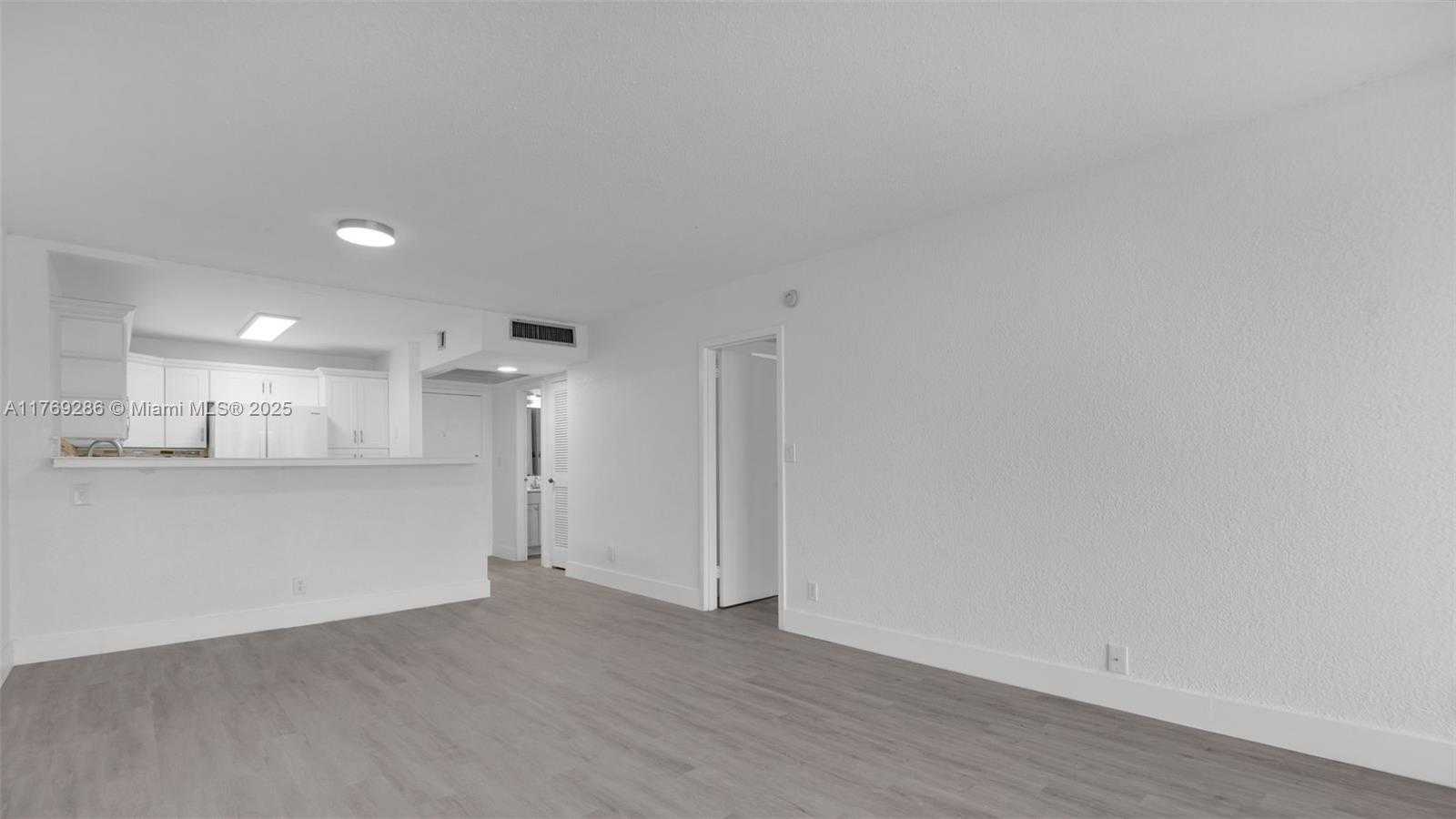 Small Image of 2030 SOUTH OCEAN DR #502, Hallandale Beach Number 8