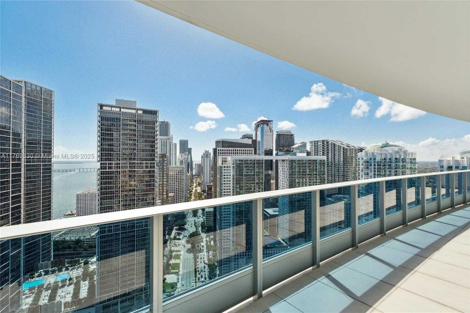 Small Image of 200 #4304, Miami Number 15