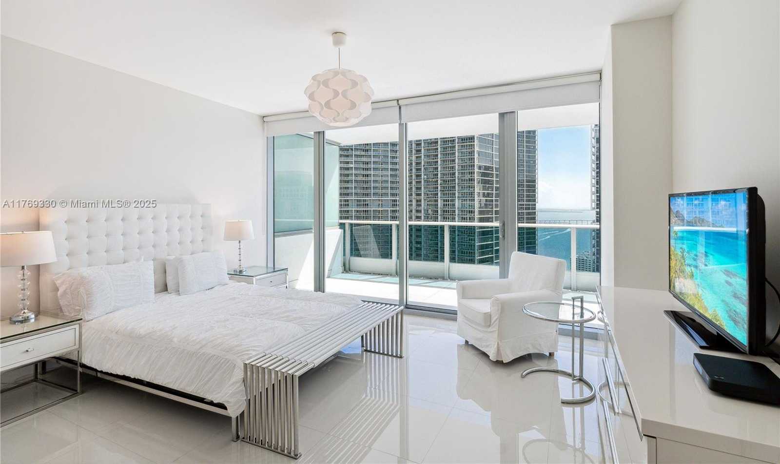 Small Image of 200 #4304, Miami Number 17