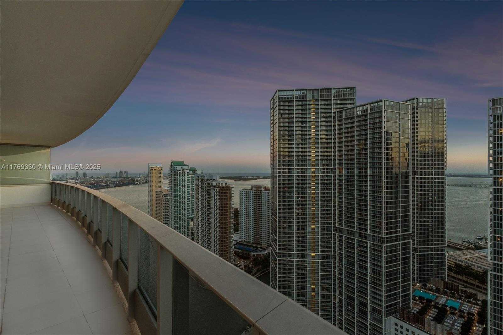 Small Image of 200 #4304, Miami Number 4