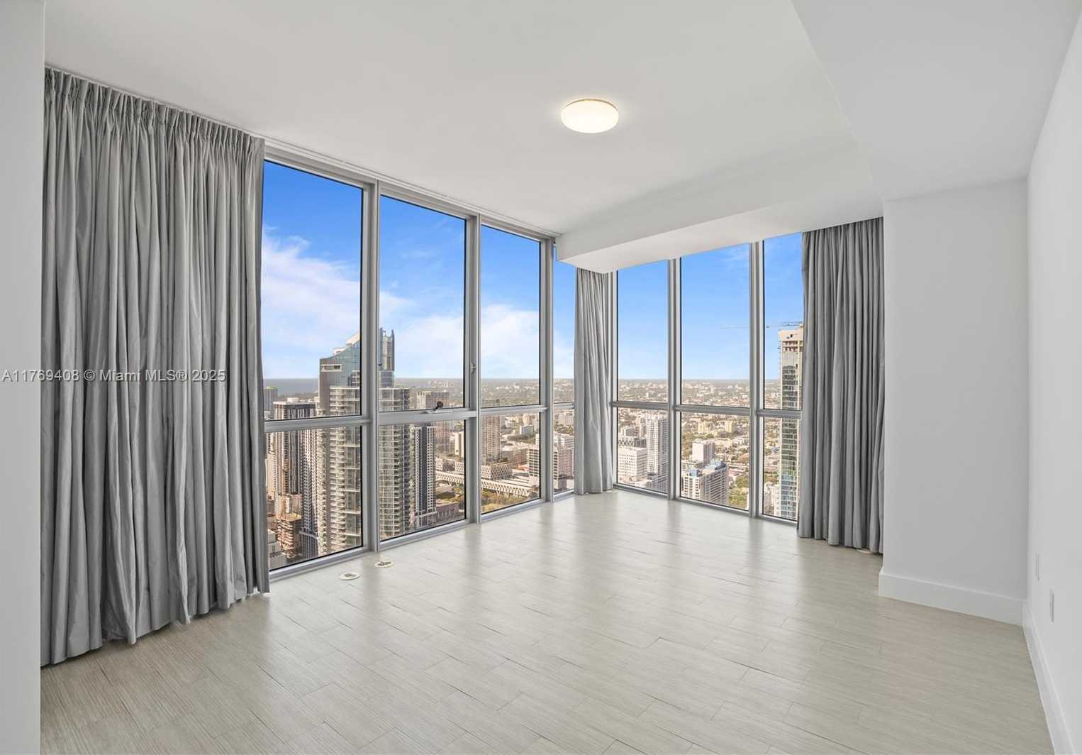 Small Image of 1100 BISCAYNE BLVD #5907, Miami Number 19