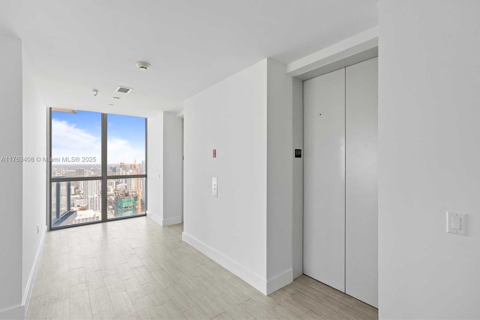 Small Image of 1100 BISCAYNE BLVD #5907, Miami Number 40