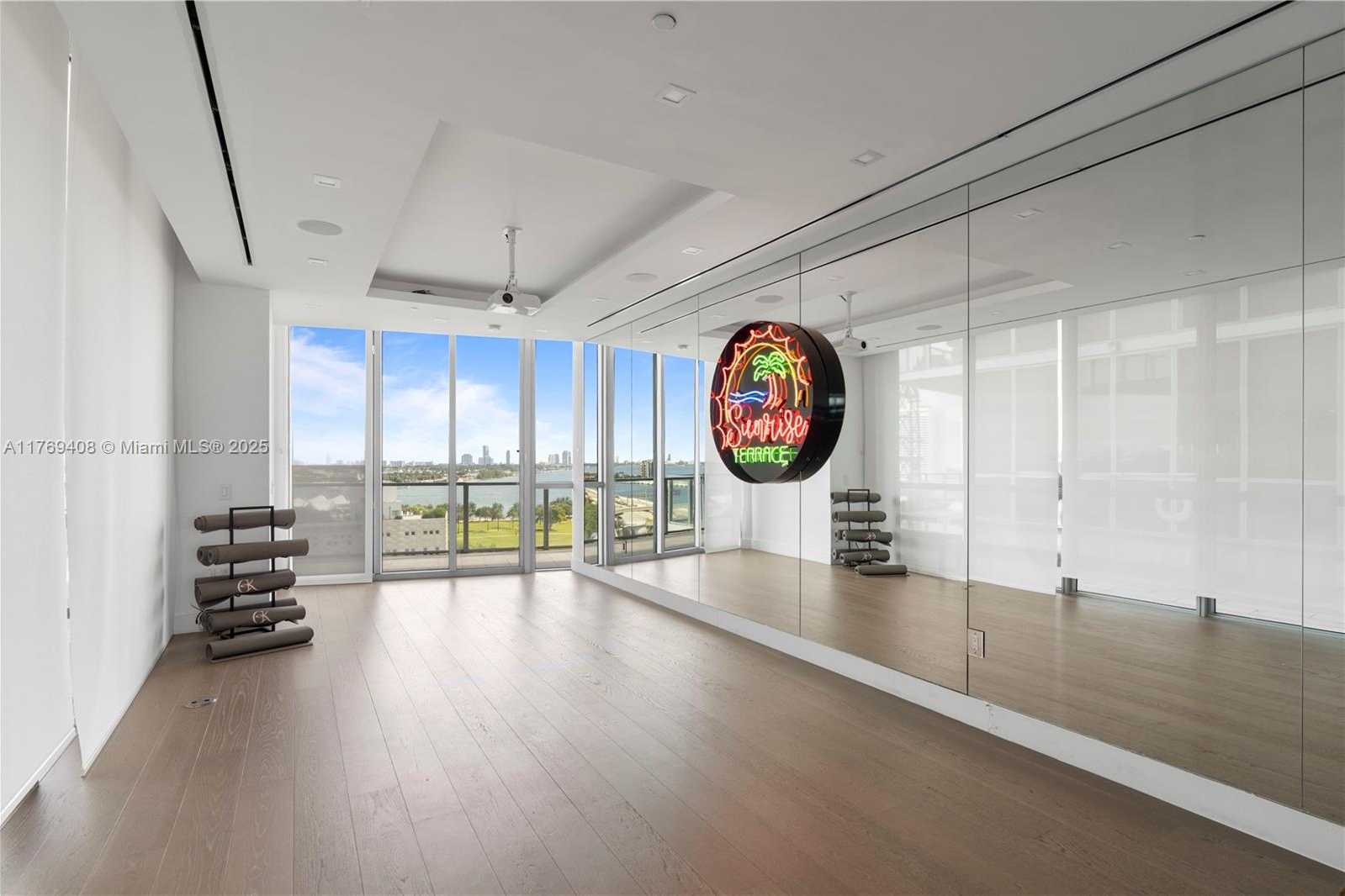 Small Image of 1100 BISCAYNE BLVD #5907, Miami Number 51