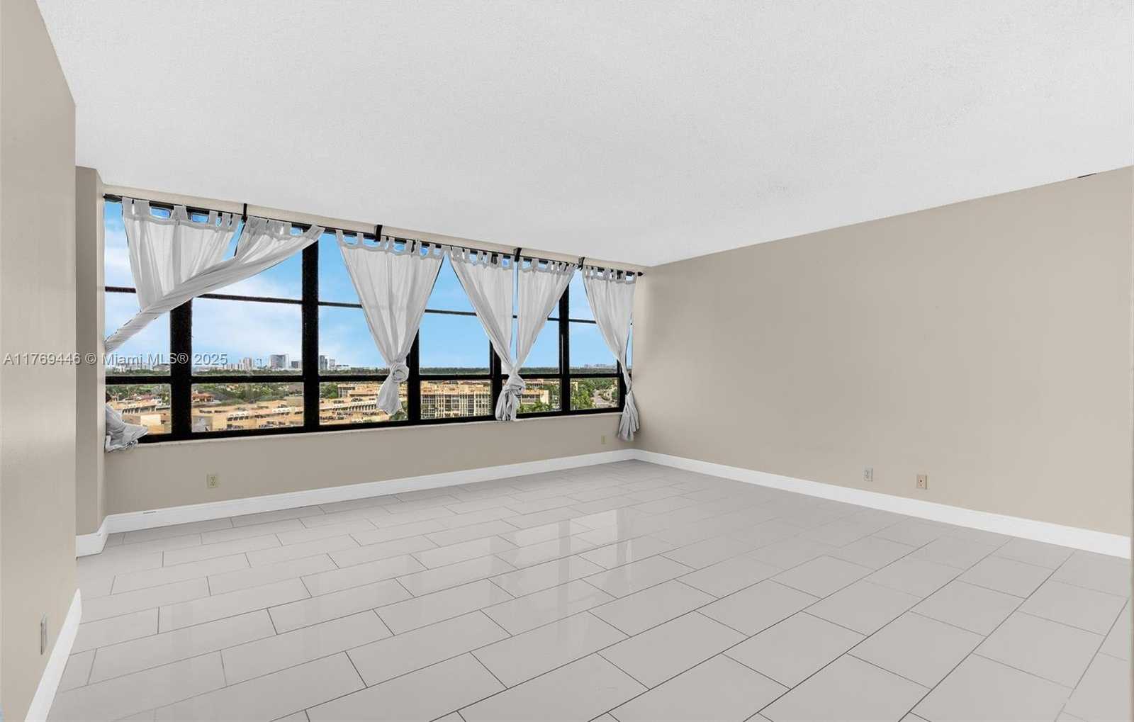 Small Image of 500 THREE ISLANDS BLVD #711, Hallandale Beach Number 15