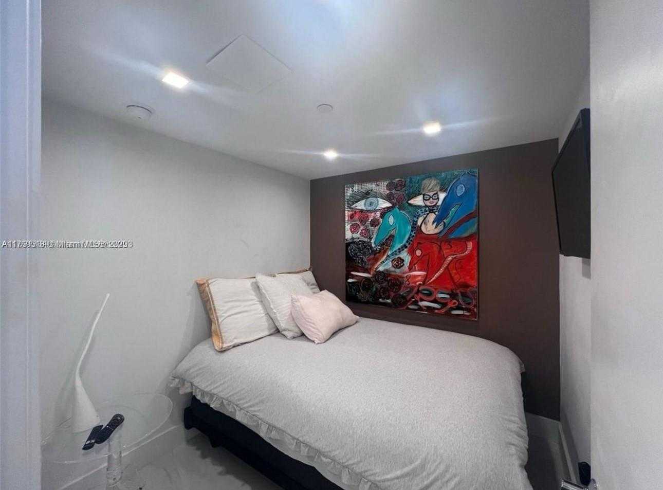 Small Image of 100 LINCOLN RD #1128, Miami Beach Number 12