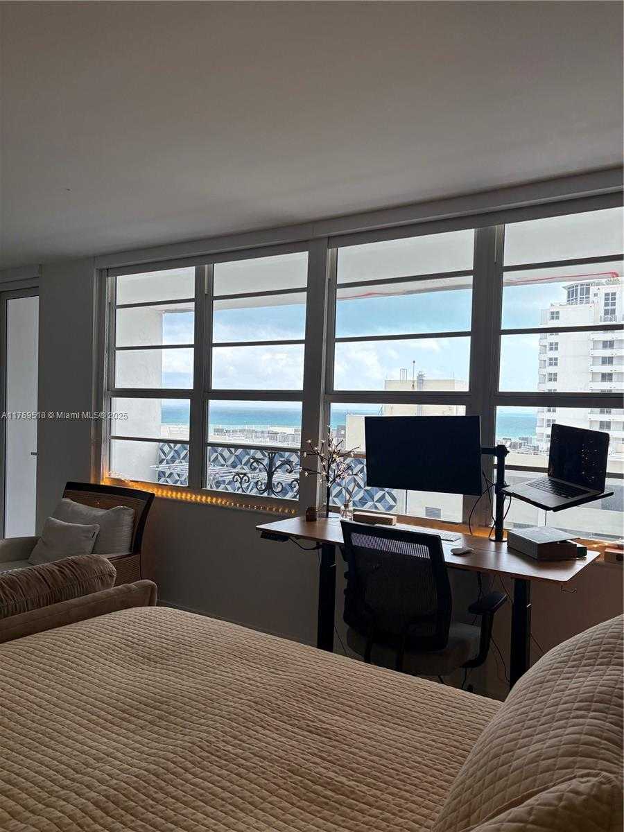 Small Image of 100 LINCOLN RD #1128, Miami Beach Number 4