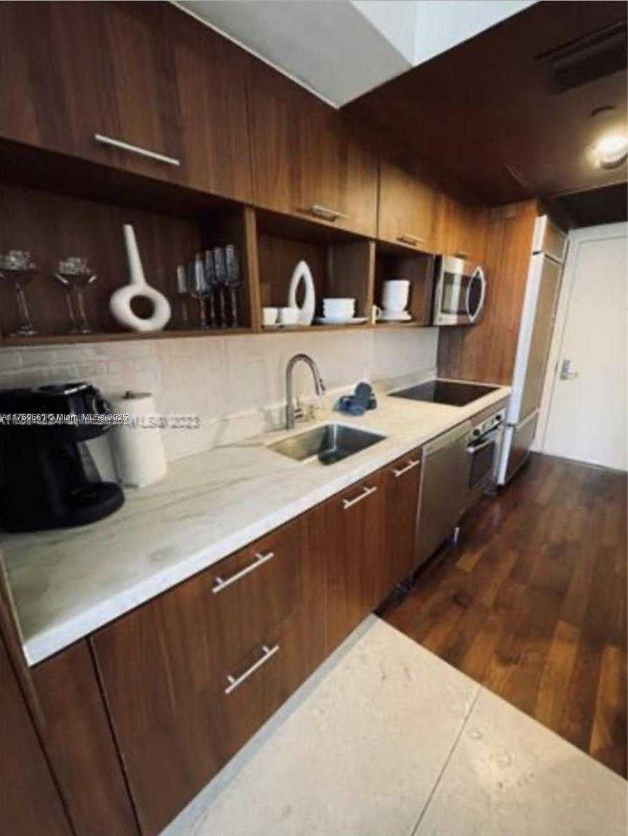Small Image of 50 BISCAYNE BLVD #607, Miami Number 4