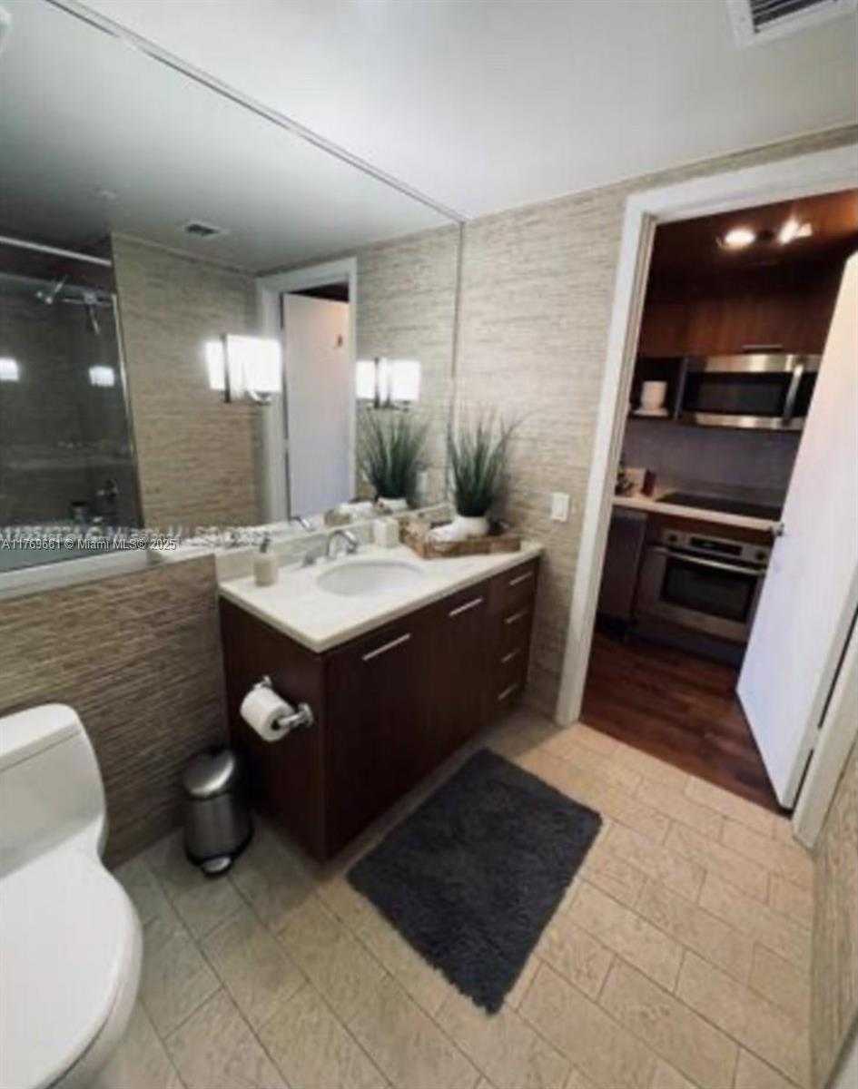 Small Image of 50 BISCAYNE BLVD #607, Miami Number 9