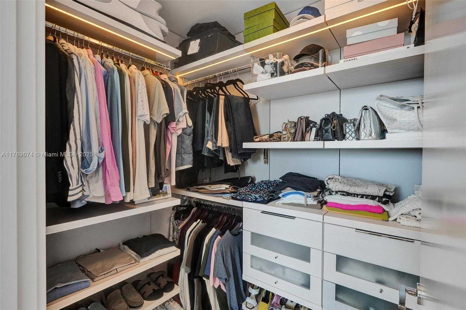 Small Image of 10201 COLLINS AVE #404, Bal Harbour Number 32