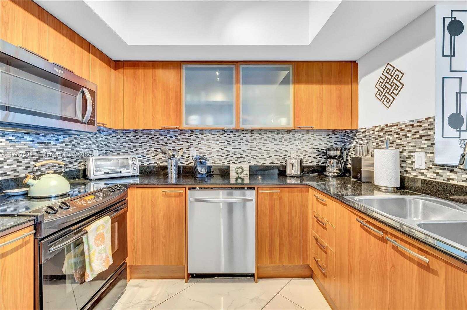 Small Image of 16699 COLLINS AVE #3904, Sunny Isles Beach Number 14