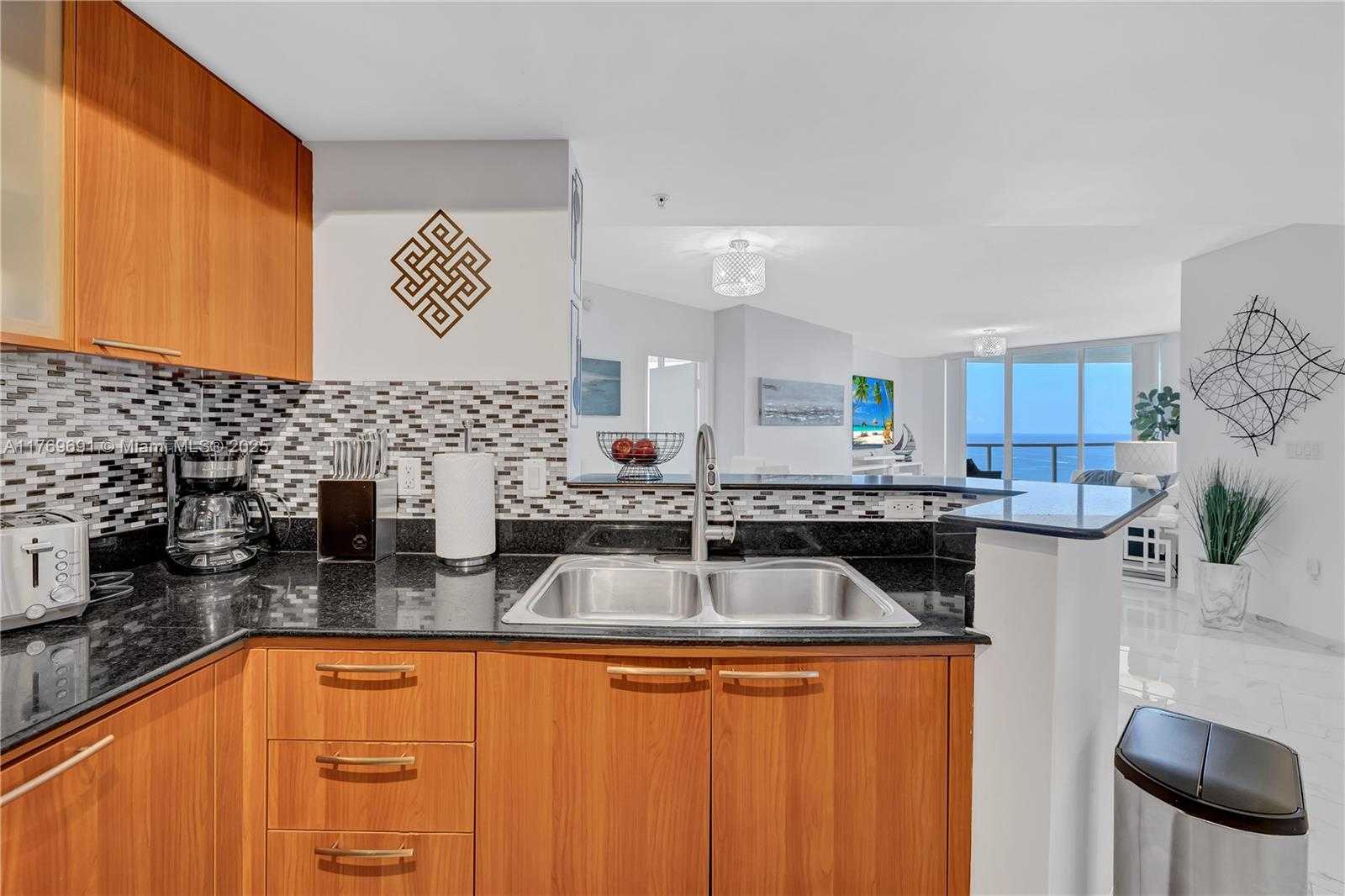 Small Image of 16699 COLLINS AVE #3904, Sunny Isles Beach Number 16