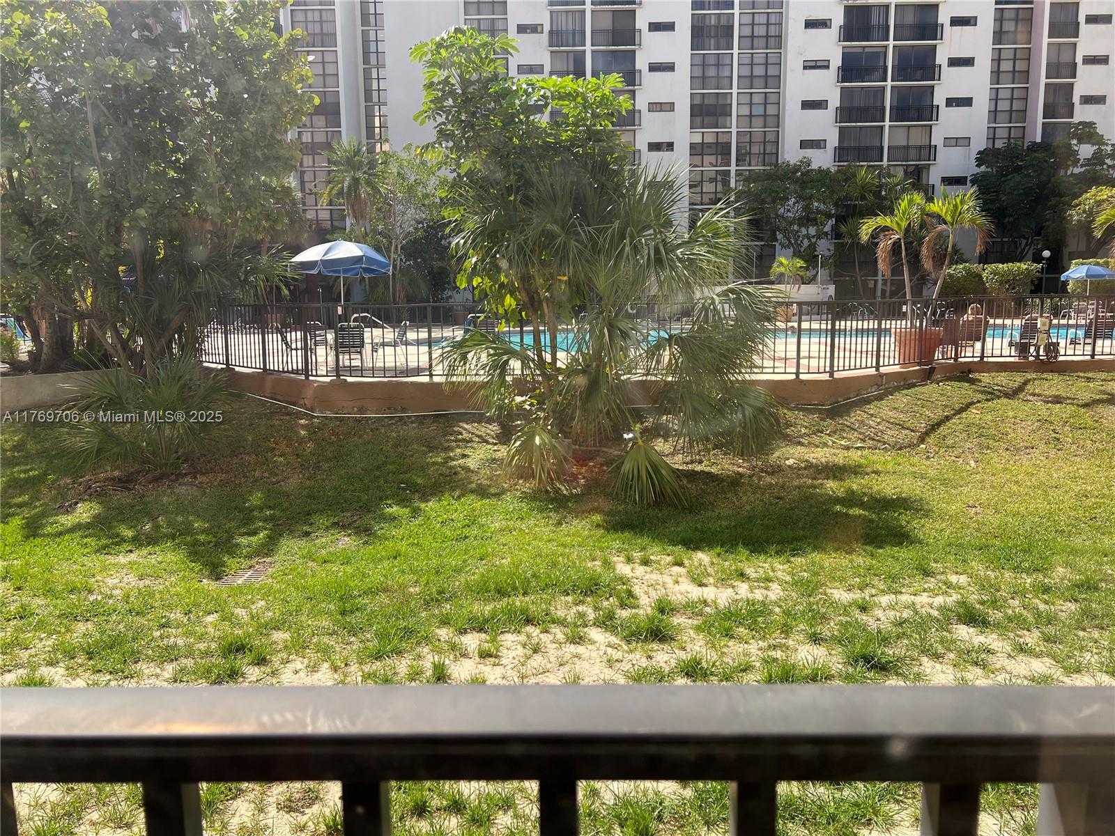 Small Image of 17011 NORTH BAY RD #111, Sunny Isles Beach Number 20