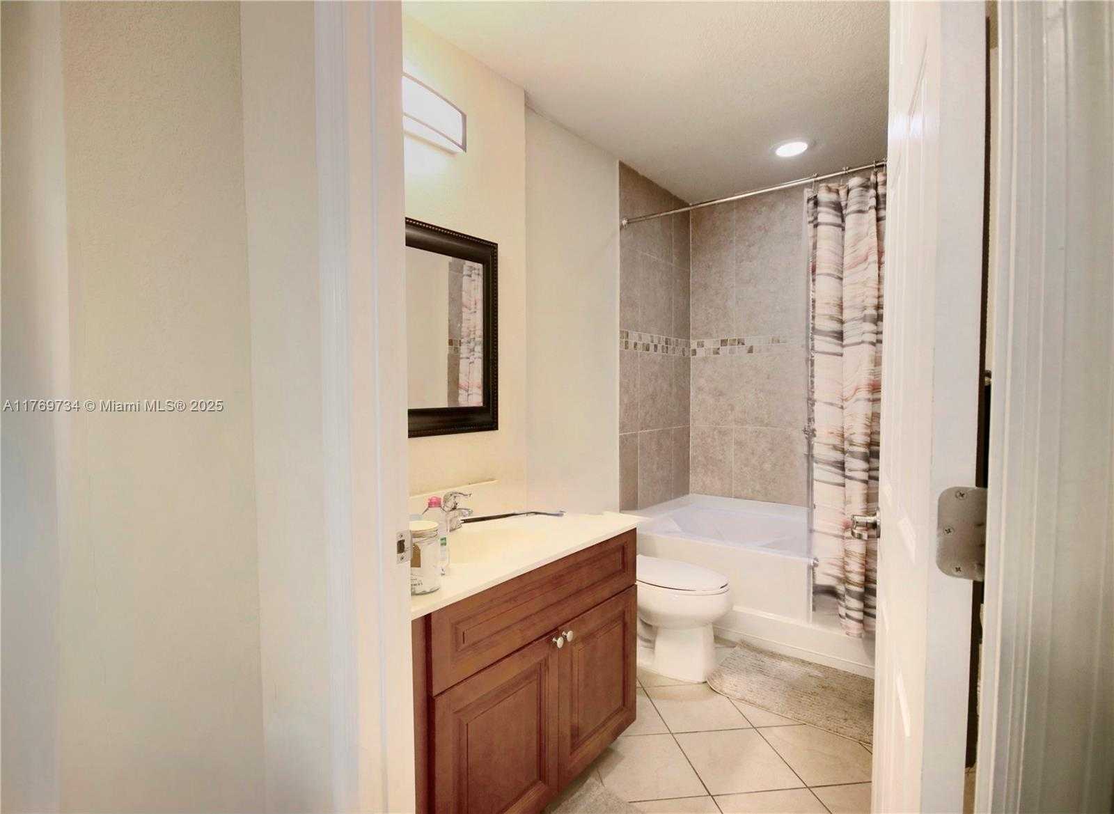Small Image of 11601 NORTH WEST 89TH ST #104, Doral Number 11