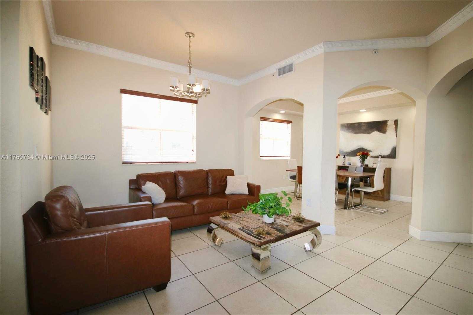 Small Image of 11601 NORTH WEST 89TH ST #104, Doral Number 4