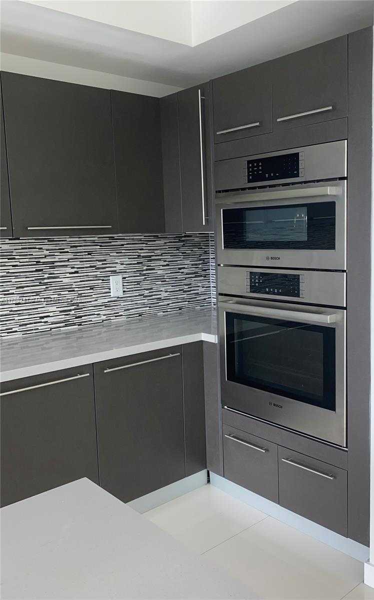 Small Image of 7825 NORTH WEST 107TH AVE #205, Doral Number 15