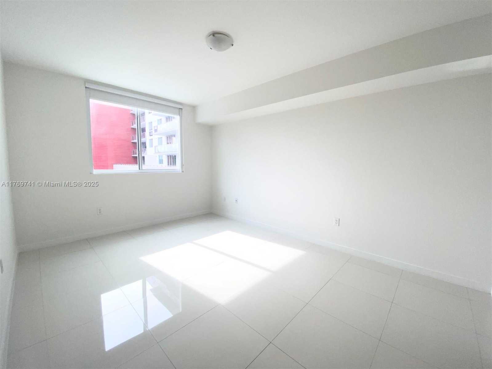 Small Image of 7825 NORTH WEST 107TH AVE #205, Doral Number 21
