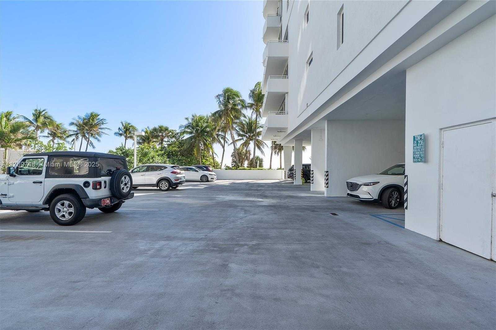 Small Image of 8911 COLLINS AVE #1203, Surfside Number 27