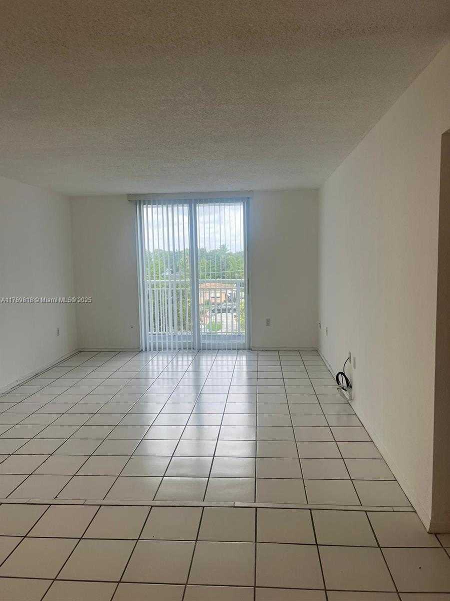 Small Image of 1251 NORTH EAST 108TH ST #412, Miami Number 5
