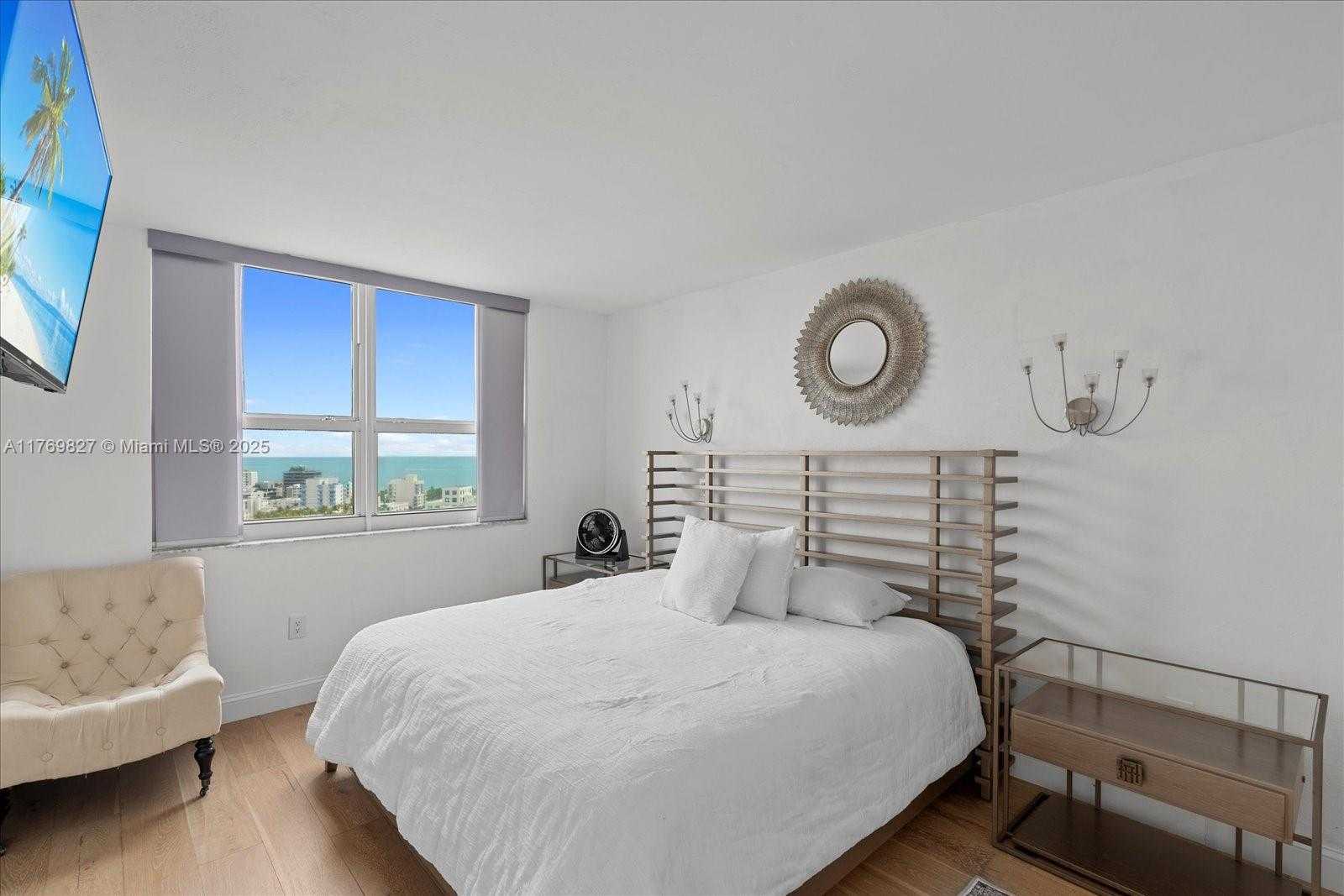 Small Image of 90 ALTON RD #1911, Miami Beach Number 3