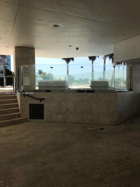 Small Image of 5900 COLLINS AV #1505, Miami Beach Number 28