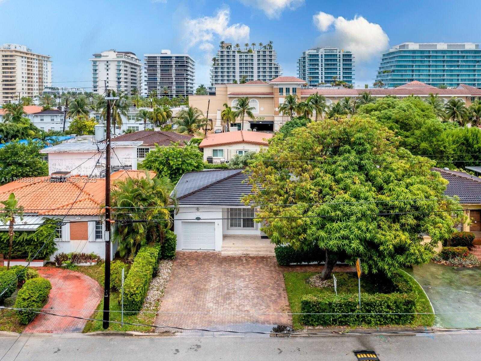 Small Image of 9441 BYRON AVE, Surfside Number 2