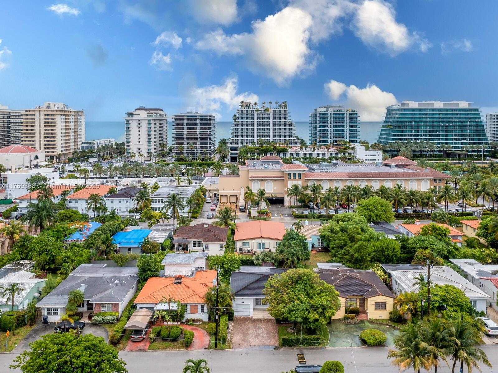 Small Image of 9441 BYRON AVE, Surfside Number 72