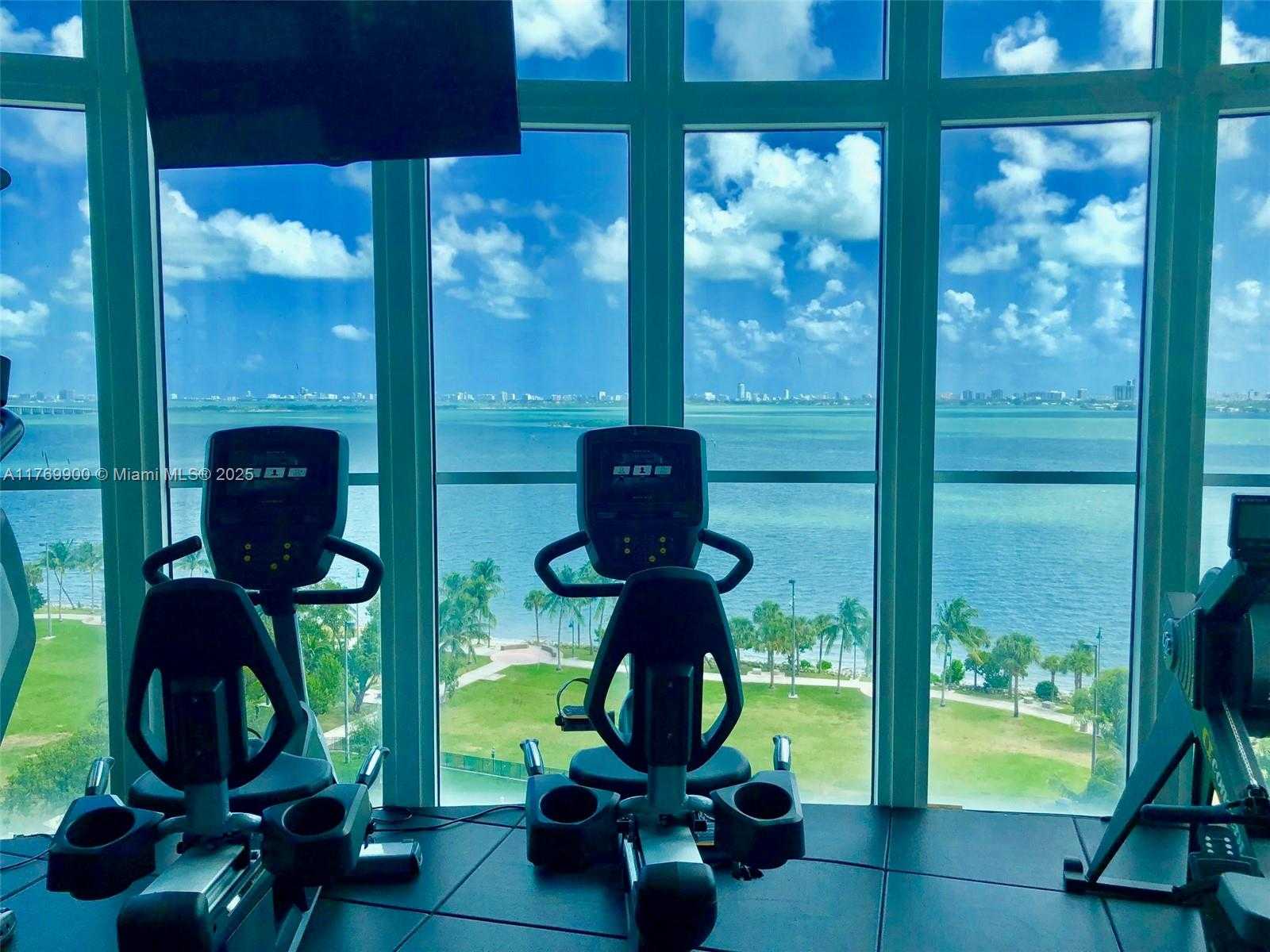 Small Image of 1800 NORTH BAYSHORE DR #915, Miami Number 46