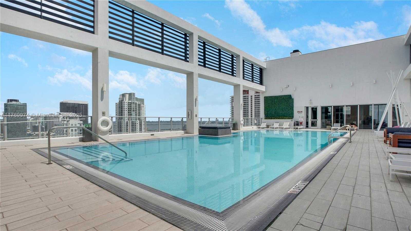 Small Image of 151 SOUTH EAST 1ST ST #1001, Miami Number 5