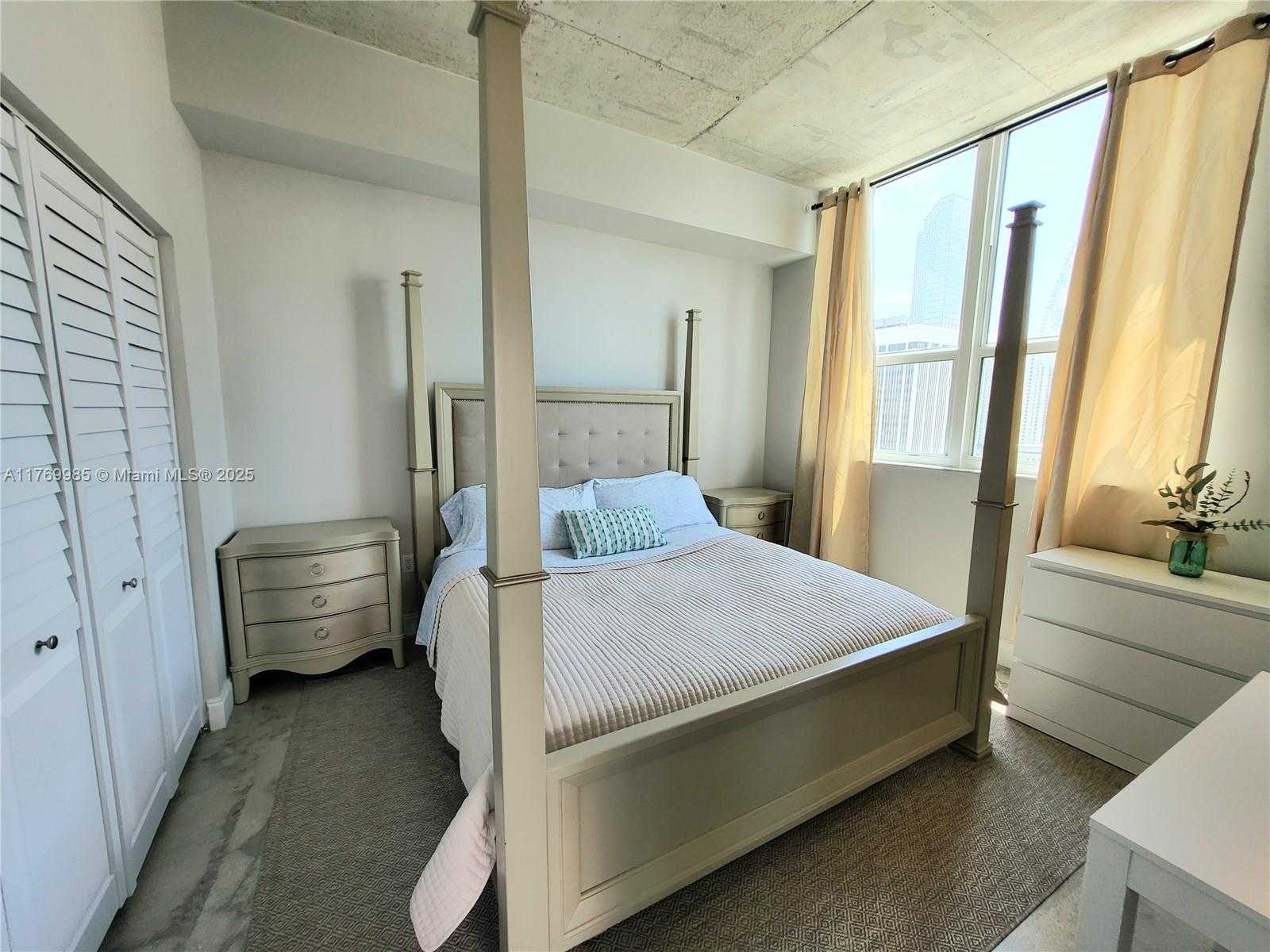Small Image of 133 NORTH EAST 2ND AVE #2419, Miami Number 26