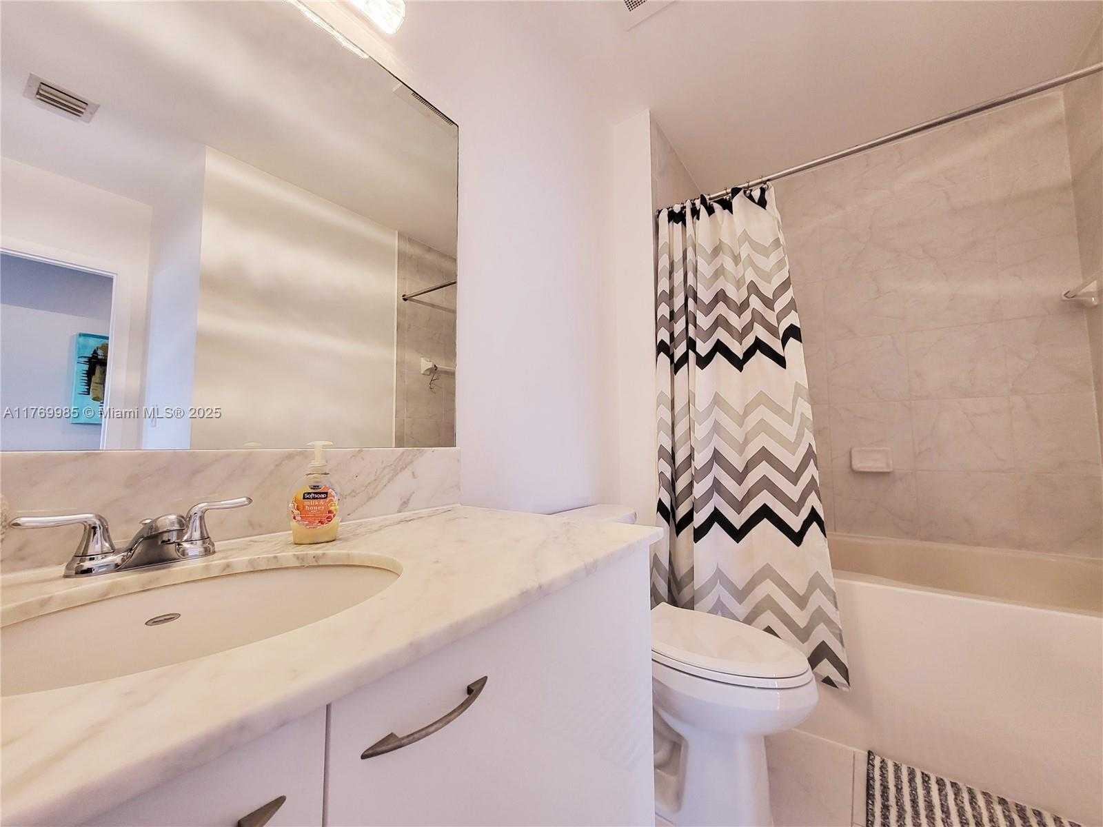 Small Image of 133 NORTH EAST 2ND AVE #2419, Miami Number 8