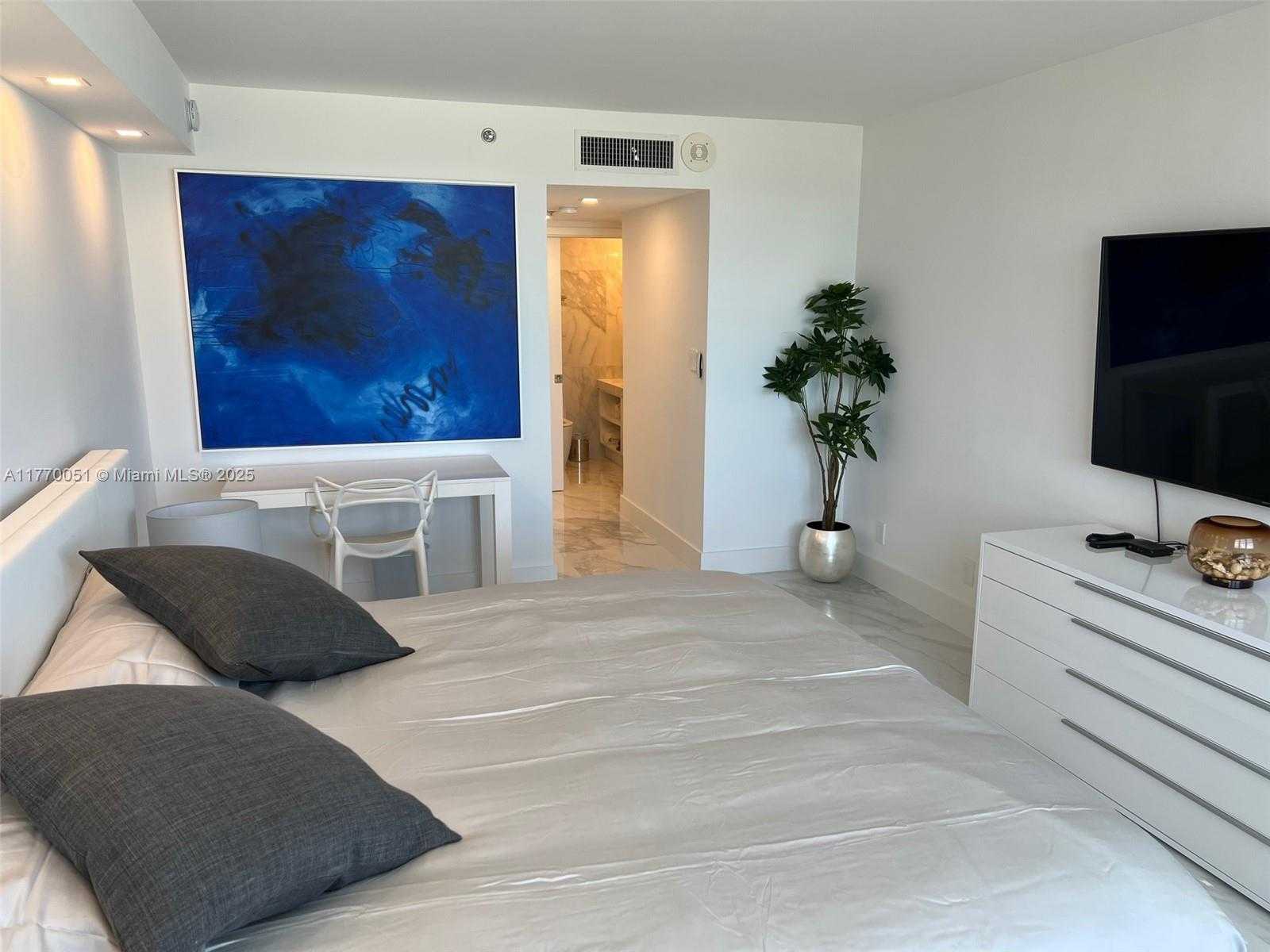 Small Image of 100 LINCOLN RD #1548, Miami Beach Number 15