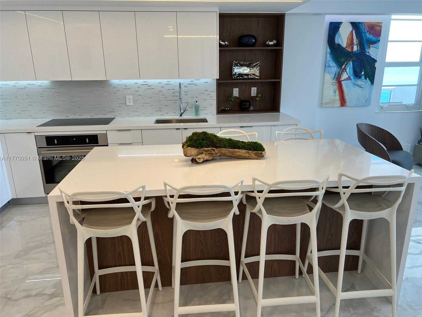 Small Image of 100 LINCOLN RD #1548, Miami Beach Number 20