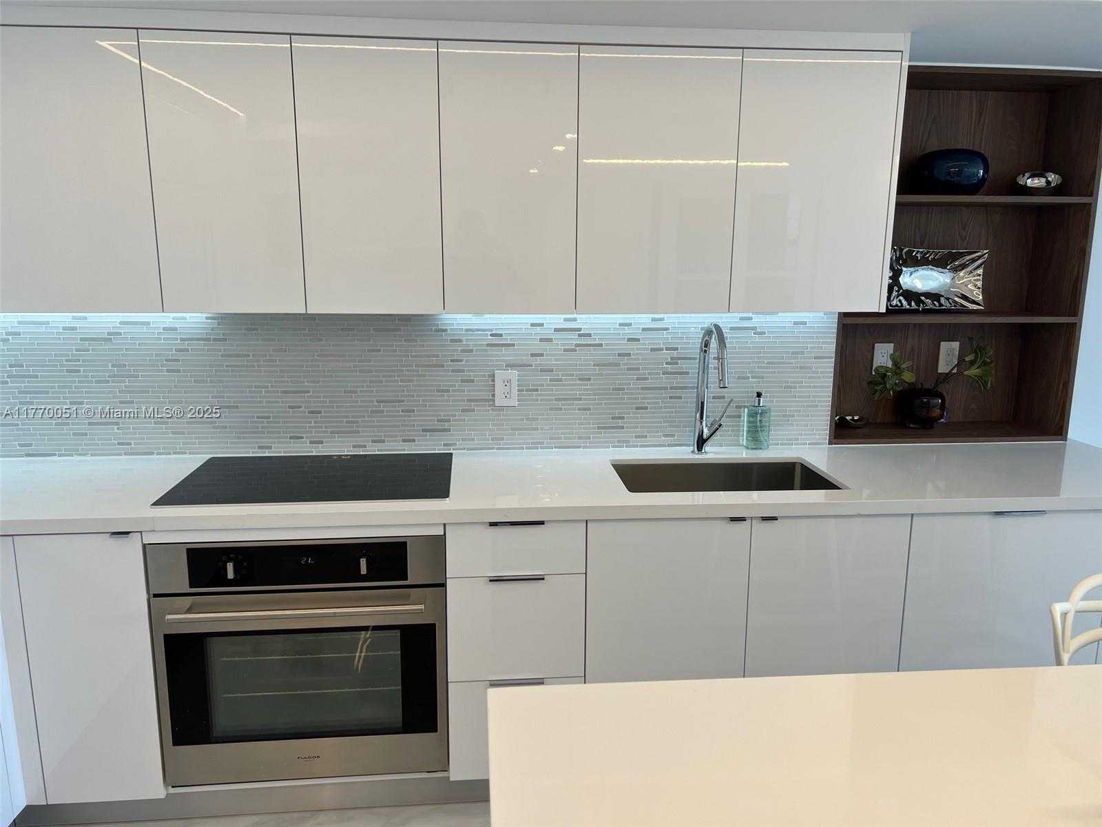Small Image of 100 LINCOLN RD #1548, Miami Beach Number 21