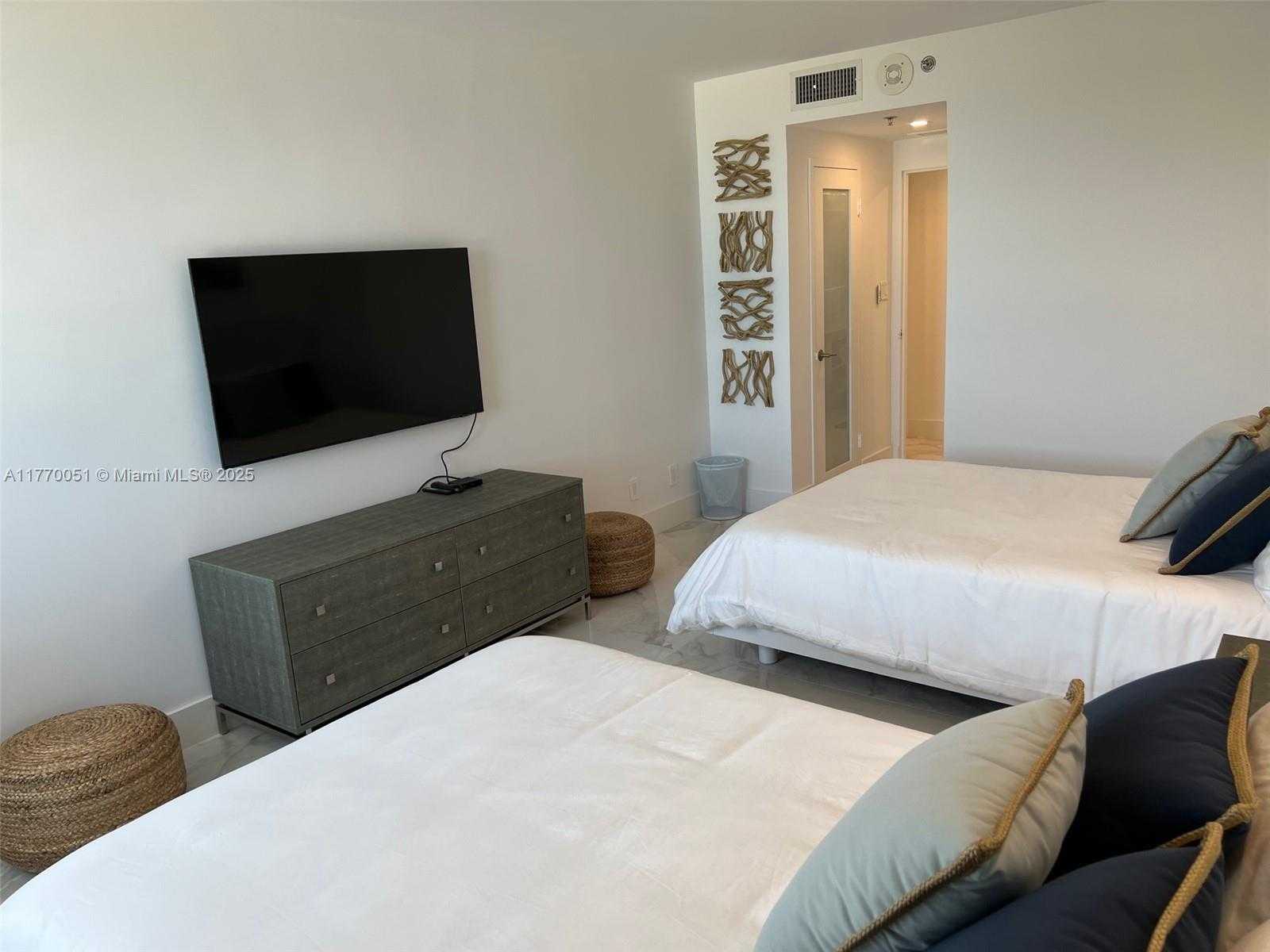 Small Image of 100 LINCOLN RD #1548, Miami Beach Number 25