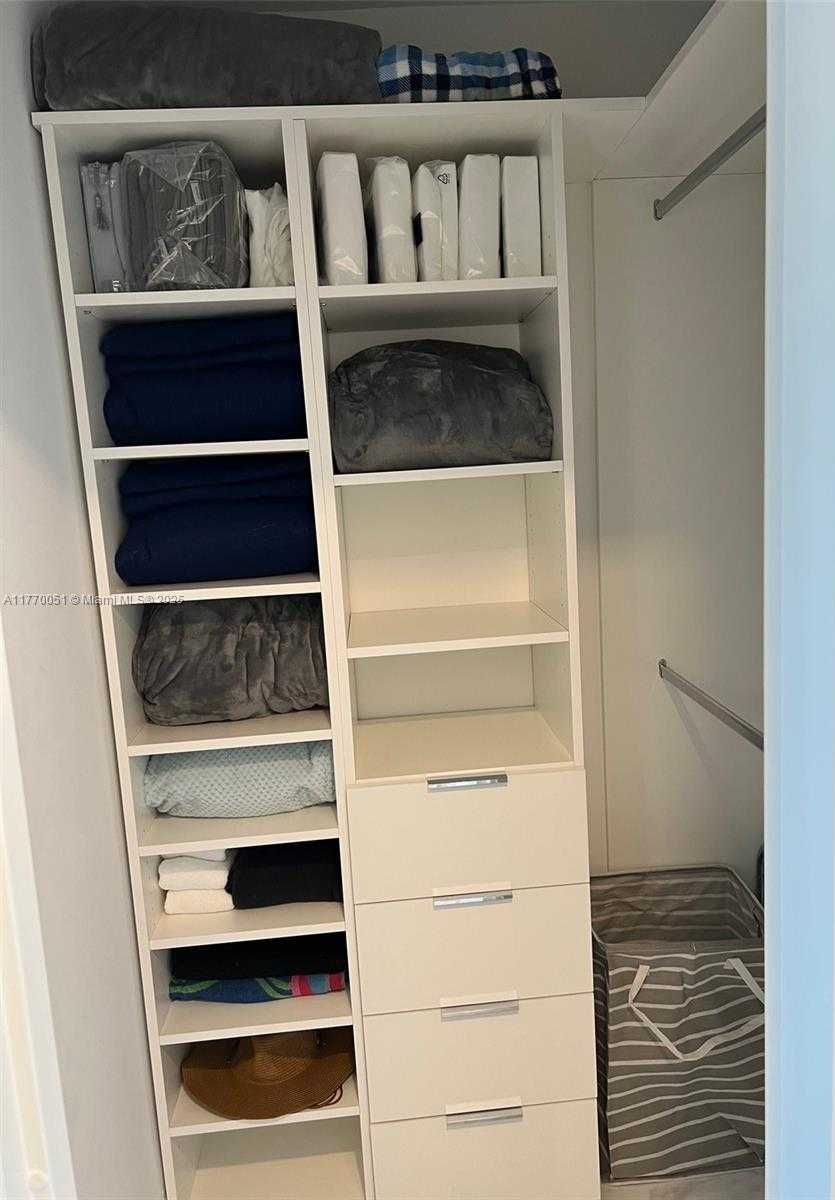 Small Image of 100 LINCOLN RD #1548, Miami Beach Number 30