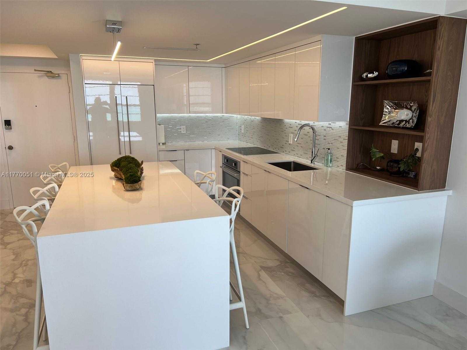 Small Image of 100 LINCOLN RD #1548, Miami Beach Number 8