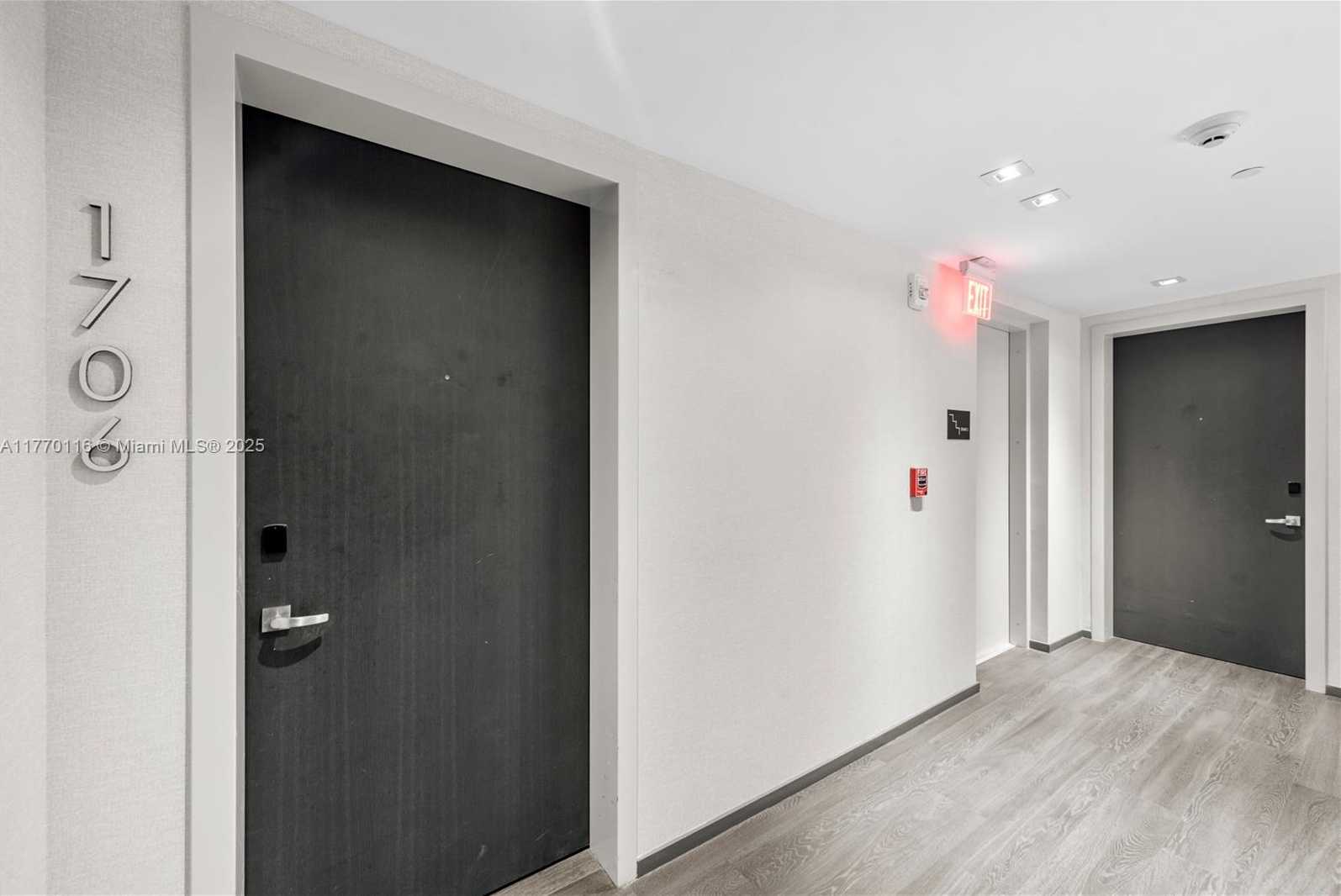 Small Image of 1451 BRICKELL AVE #1706, Miami Number 26