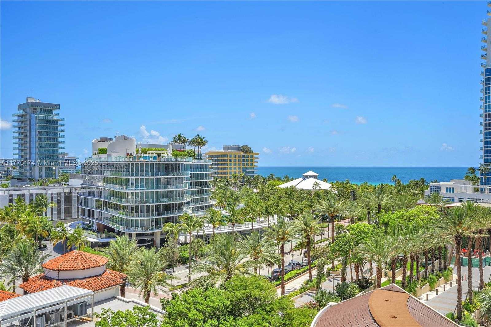 Small Image of 300 SOUTH POINTE DR #809, Miami Beach Number 22