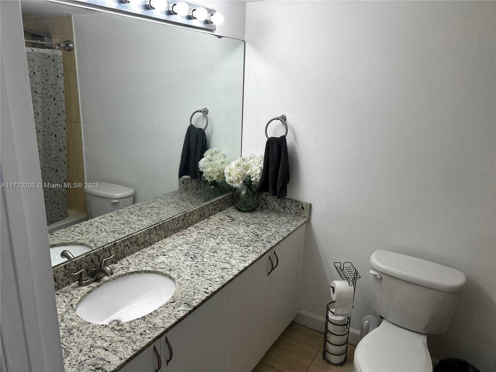 Small Image of 1750 NORTH BAYSHORE DR #1808, Miami Number 10
