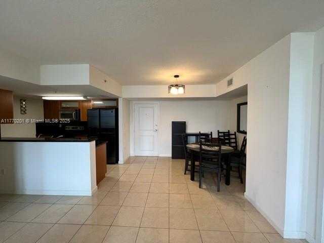 Small Image of 1555 NORTH TREASURE DR #404, North Bay Village Number 22